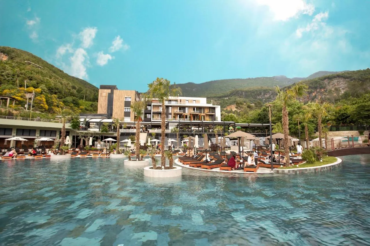 Select Hill Resort Linze ألبانيا