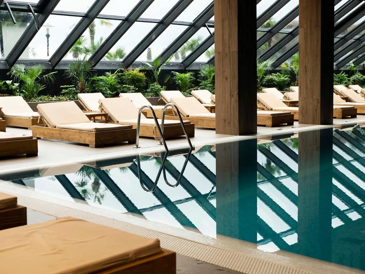 Hotel Select Hill Resort Tirana