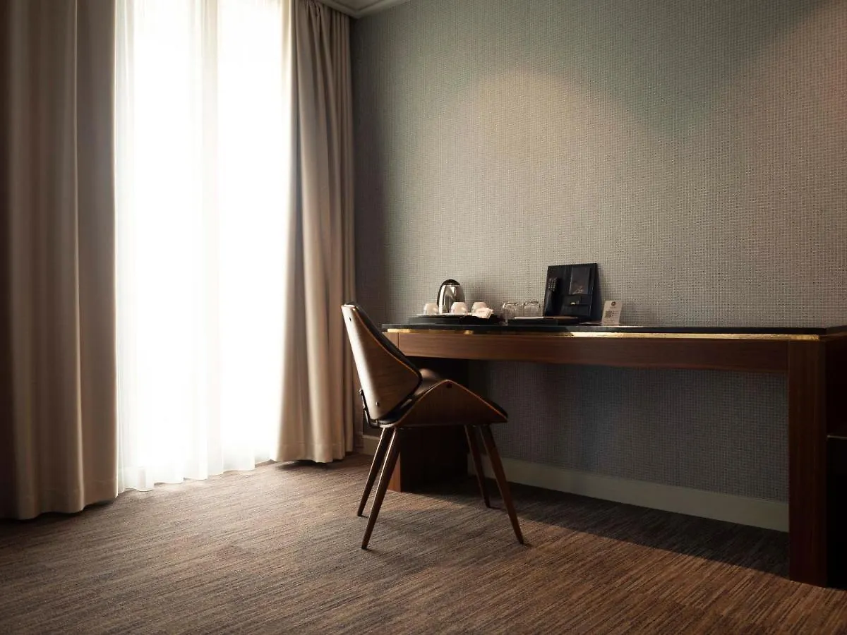 Select Hill Resort Linze 3*,