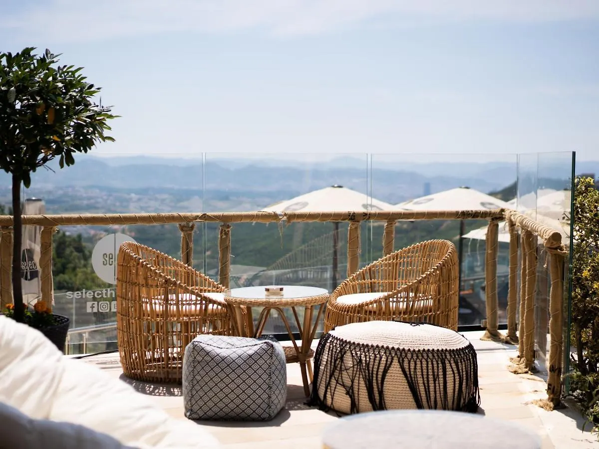 Select Hill Resort Linze 3*,
