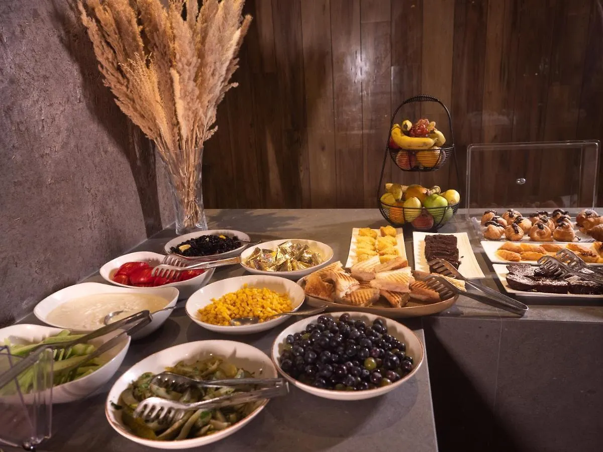 Select Hill Resort Tirana Hotel