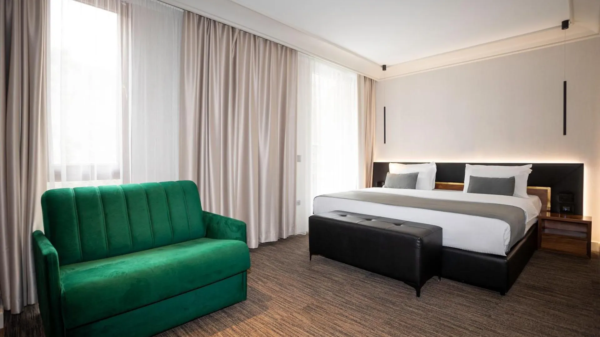Select Hill Resort Tirana Hotel