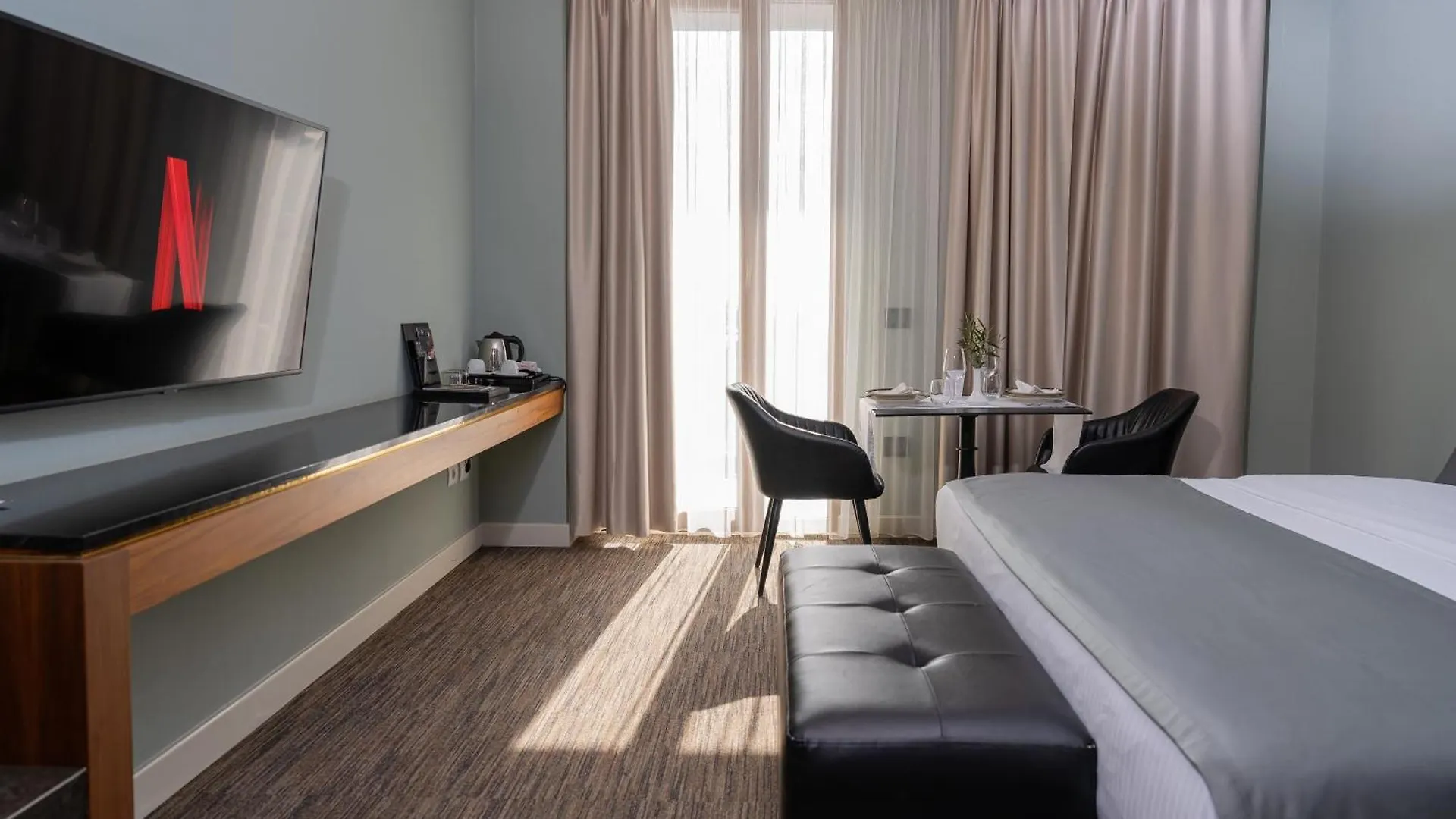 Select Hill Resort Tirana Hotel